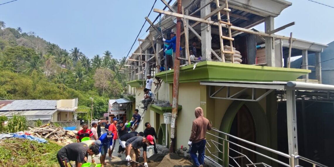 Warga LDII Kota Ternate Gotong Royong Bangun Masjid Miftahul Huda